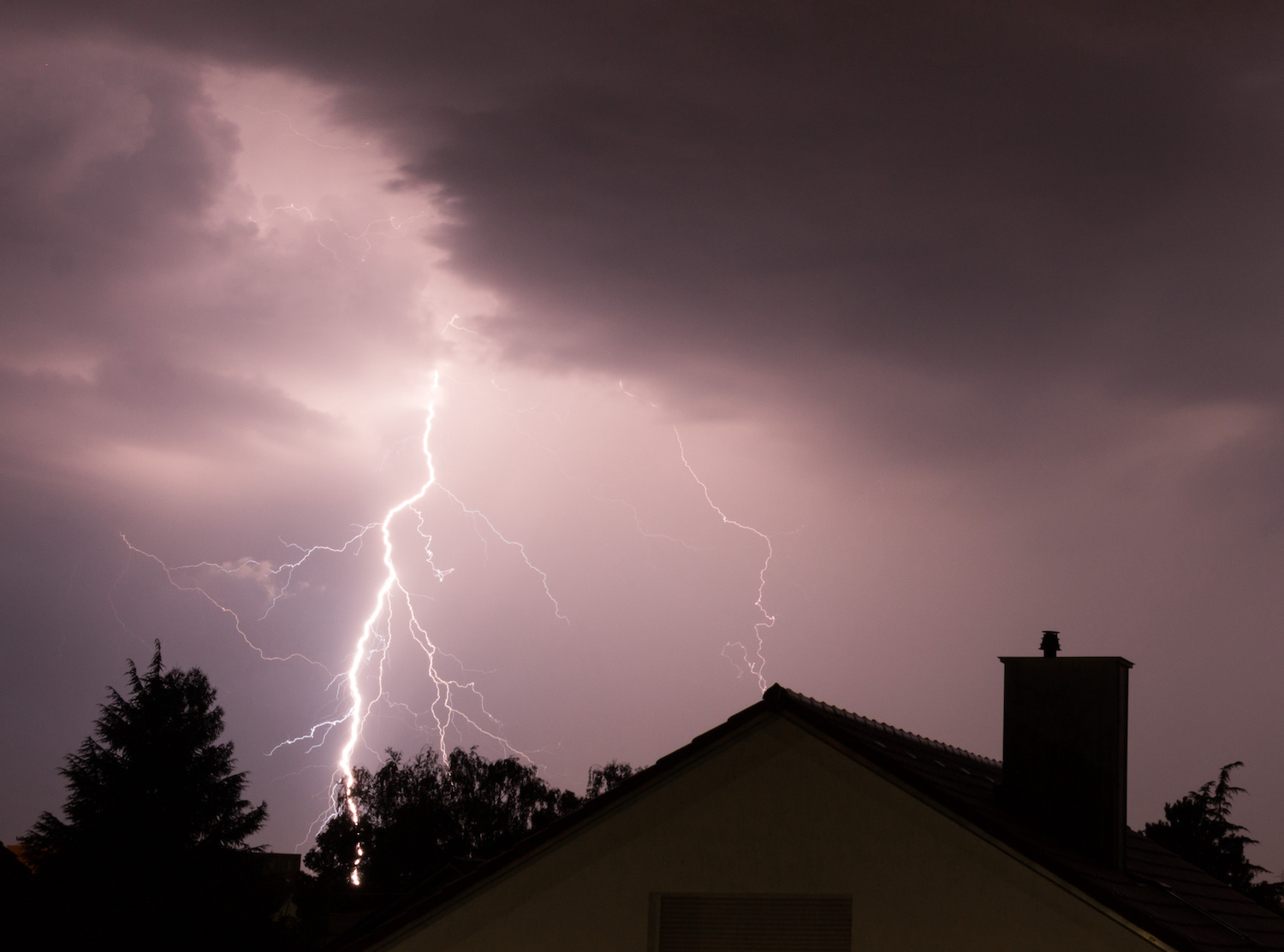 roofing scams storm