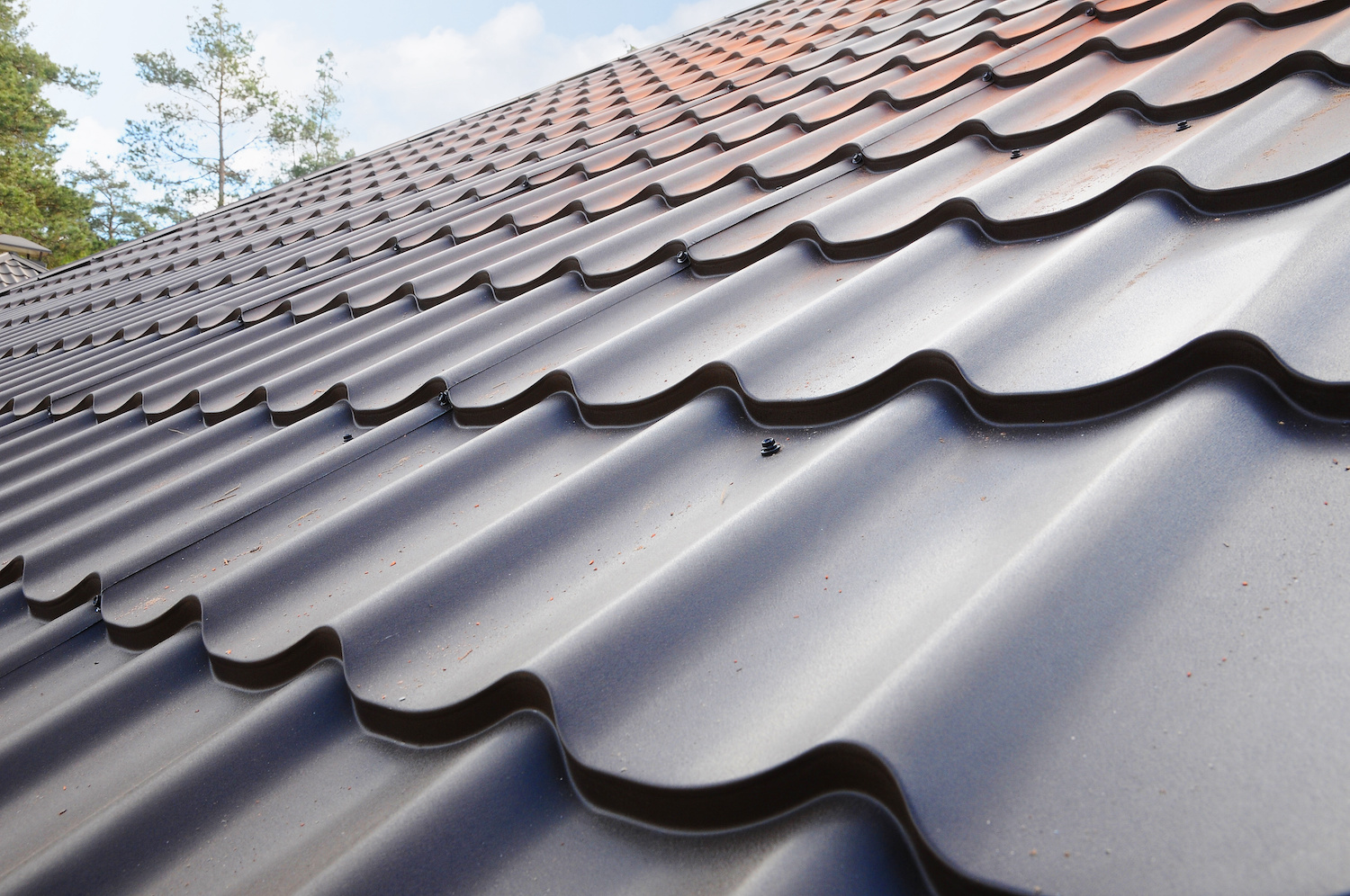 metal roof vs shingles metal