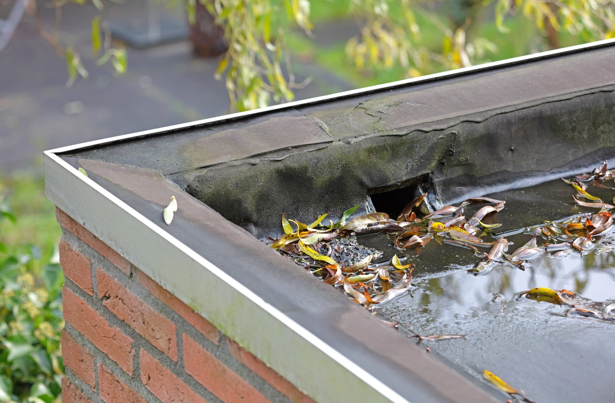 close up of commercial before roof replacement 