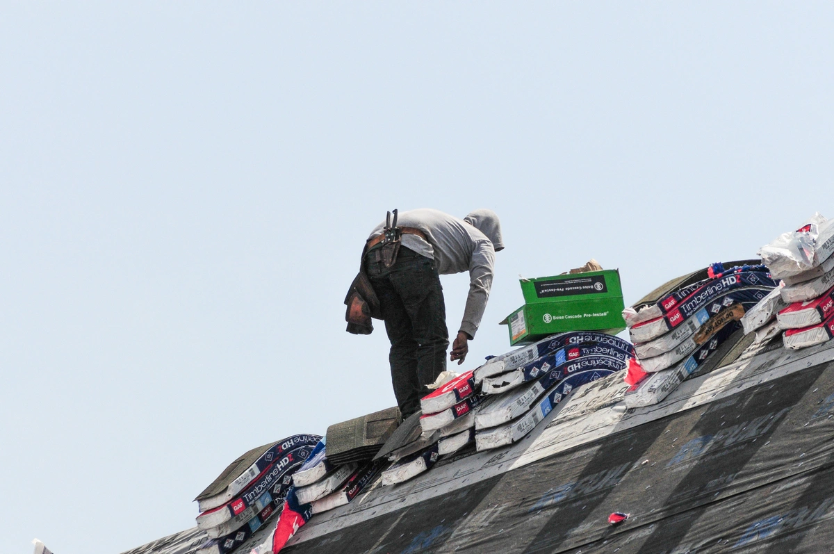 house roof gaf shingle installation by workers